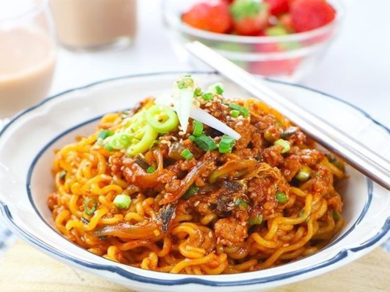 Top 7 Loại Mì Trộn Khô Đậm Đà Được Ưa Chuộng Hiện Nay